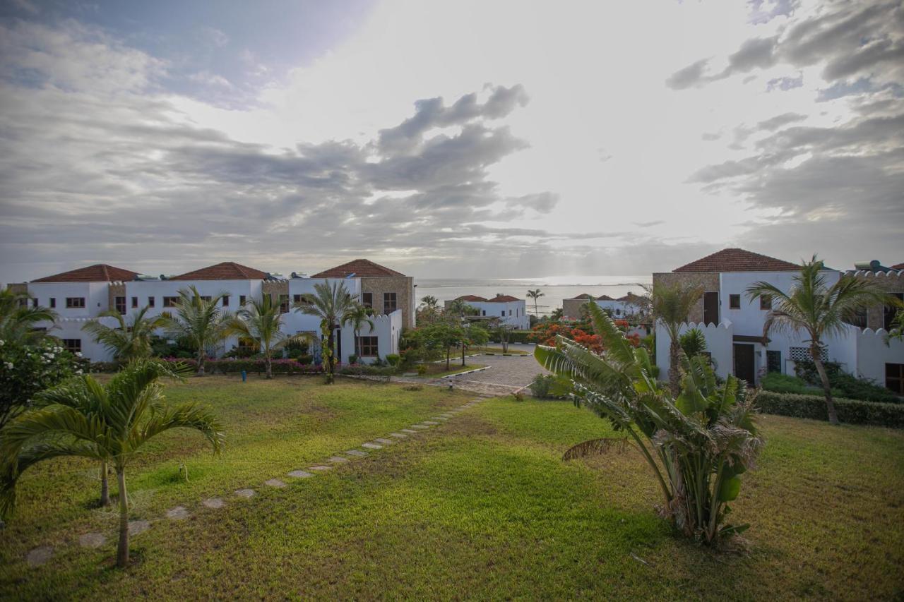 The Big Little Secret of Travelling & Holidaying Regularly